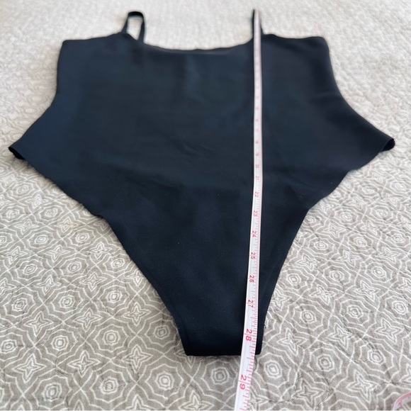PARADE Black Seamless Cami Thong Bodysuit Size L - Picture 9 of 11